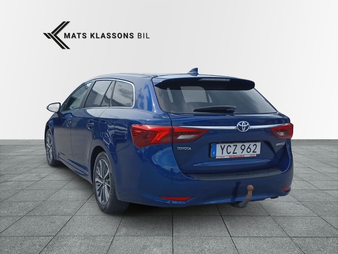 Toyota Avensis 2016, bild 2/40