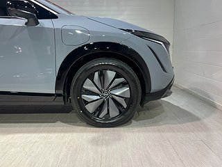 SUV Nissan Ariya 4 av 18