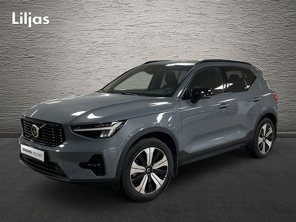 Volvo XC40 Recharge T4 Plus Dark