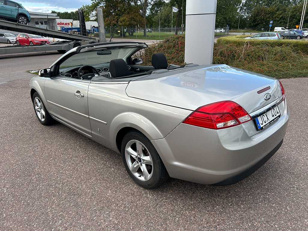 Ford Focus CC 2010 - miniatyr 2