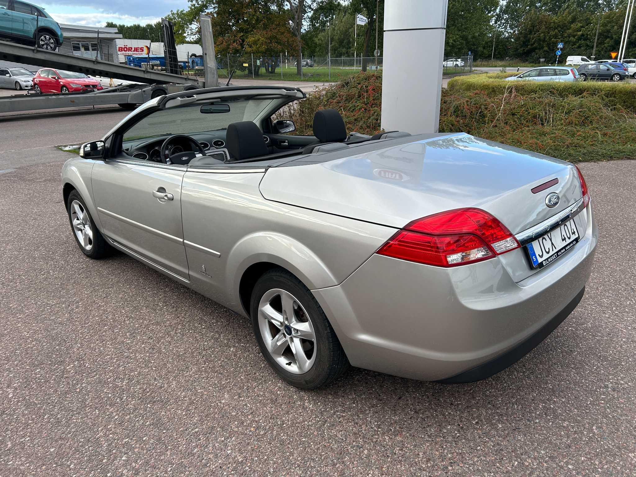 Ford Focus CC Cab 1.6 Trend Euro 4 2010, bild 2/10