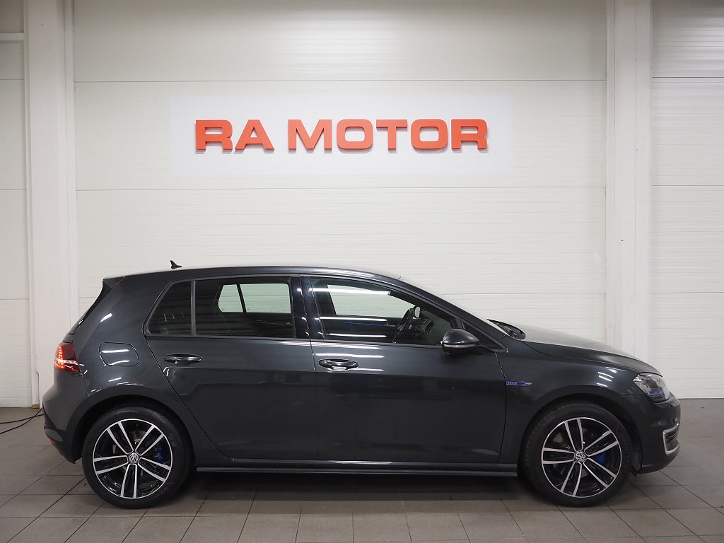 Volkswagen Golf GTE 1.4 TSI Plug-in 204hk Drag Backkamera 2016