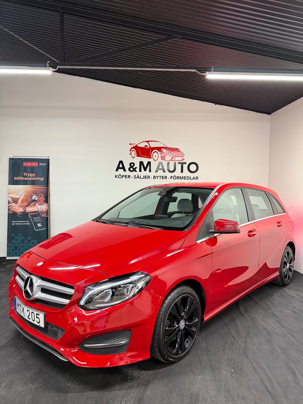 Mercedes-Benz B 200 Urban Euro 6 - Drag / Kamera / Sensorer / BT