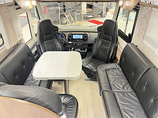 Husbil-integrerad Frankia PLATIN 15 av 33