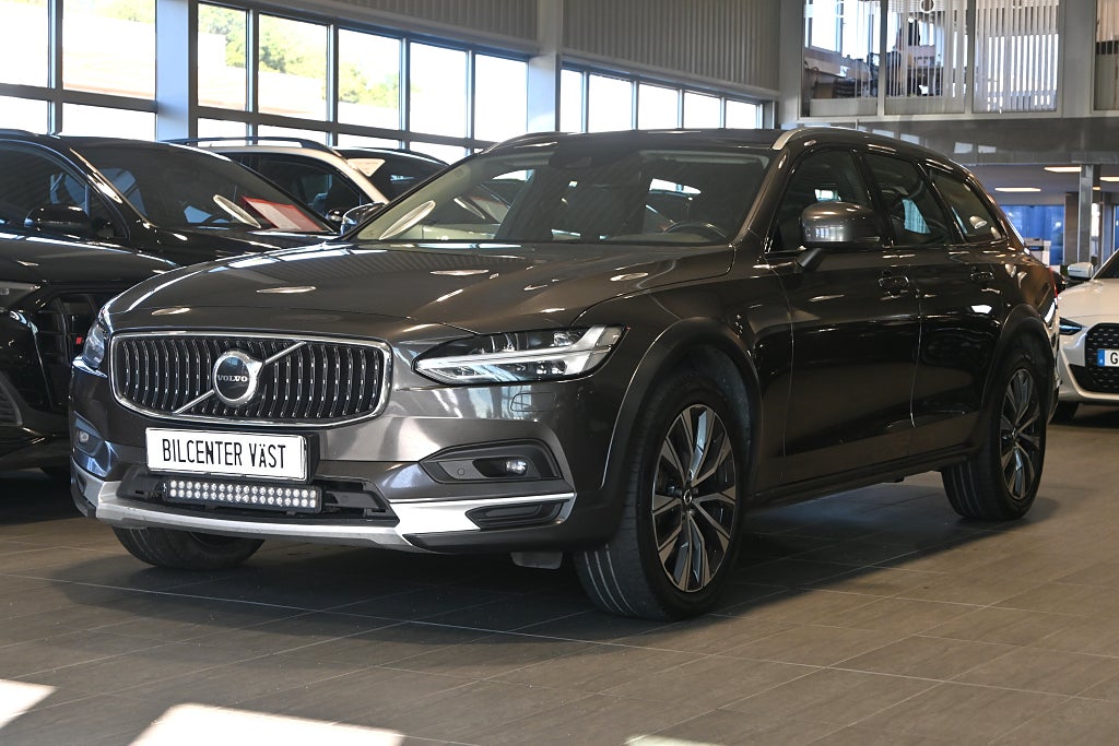 Volvo V90 Cross Country B5 AWD 235hk Diesel Adv. *HJULKAMPANJ* Drag Läder 