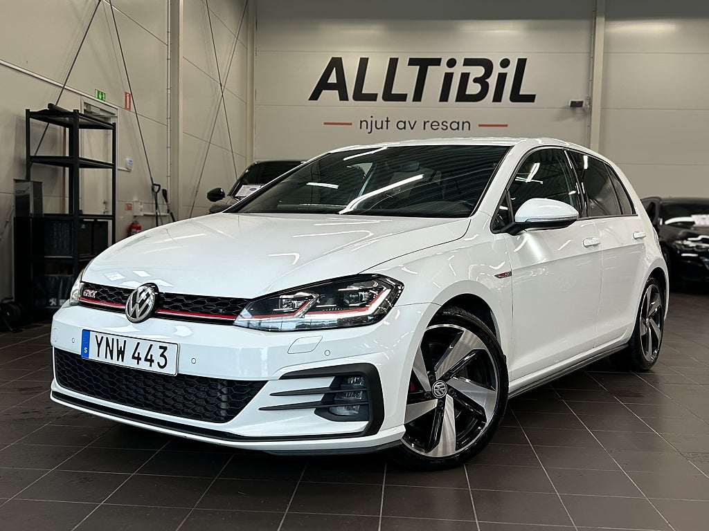 Volkswagen Golf GTI Performance 5-dörrars 2.0TSI Kamera/Cockpit/Carplay