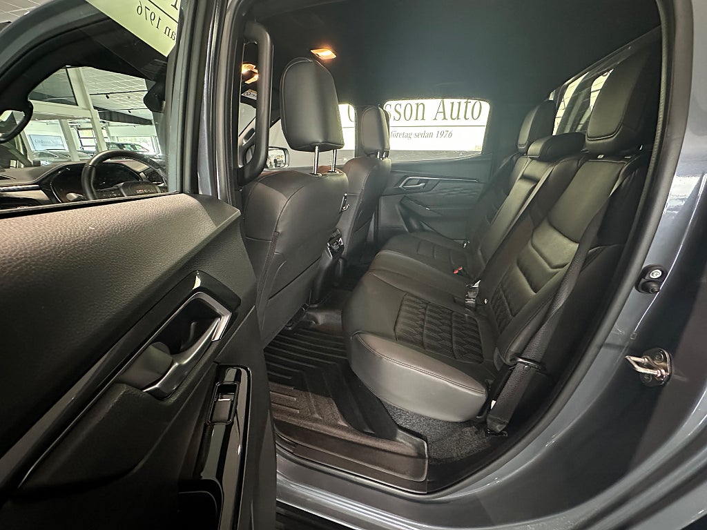 Isuzu D-Max Crew Cab XRX 1.9 CNG 4WD Kåpa Värmare - bild 10