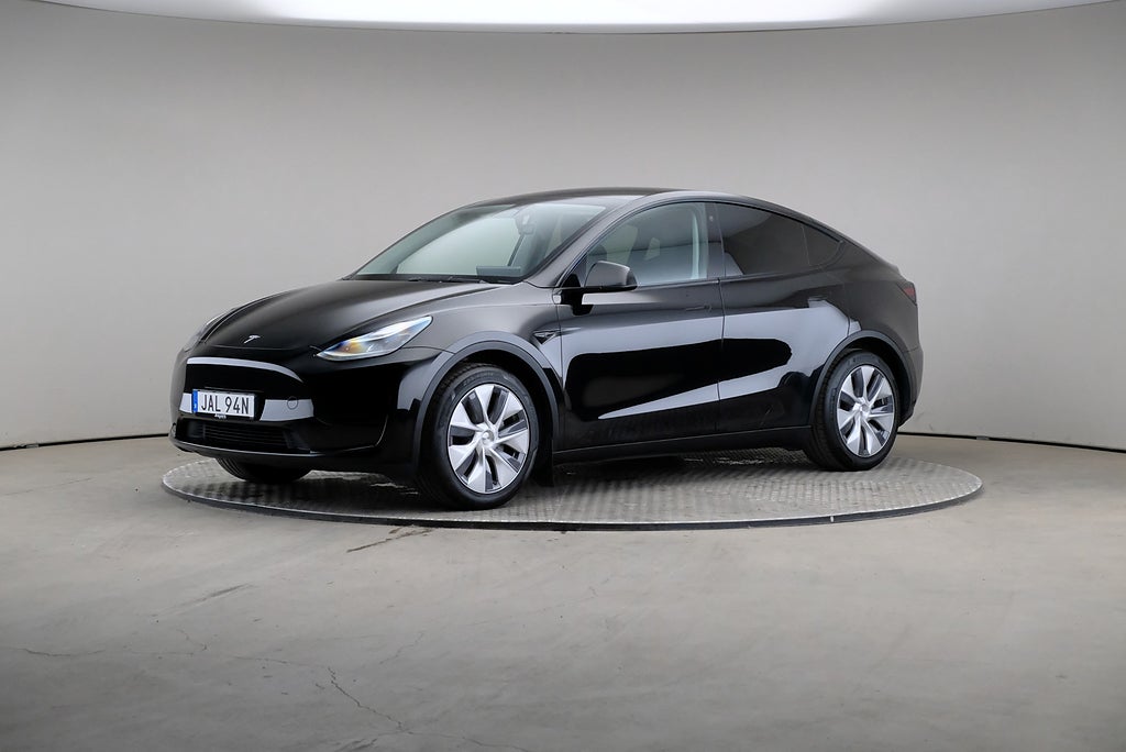 Tesla Model Y Standard Range RWD 299hk Läder Pano