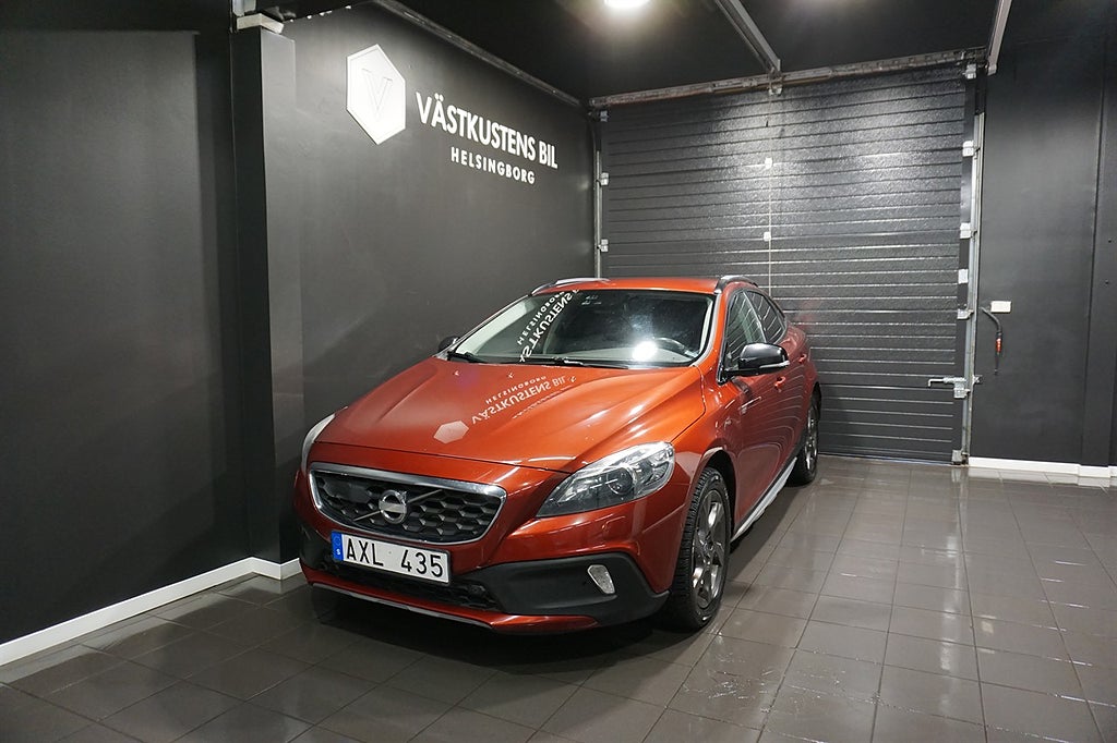 Volvo V40 Cross Country D3 Summum, B-Kam, Läder, VoC 150hk