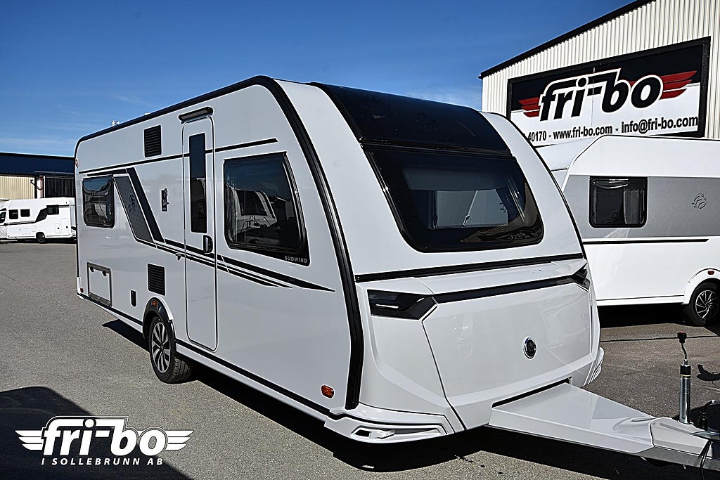 Knaus 580 UF Südwind Black Selection, Dubbelbädd