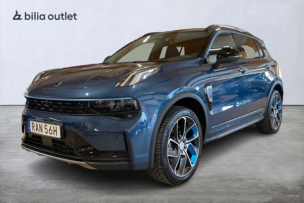 Lynk & Co 01 PHEV / Panorama / 360-kamera / Keyless / Moms