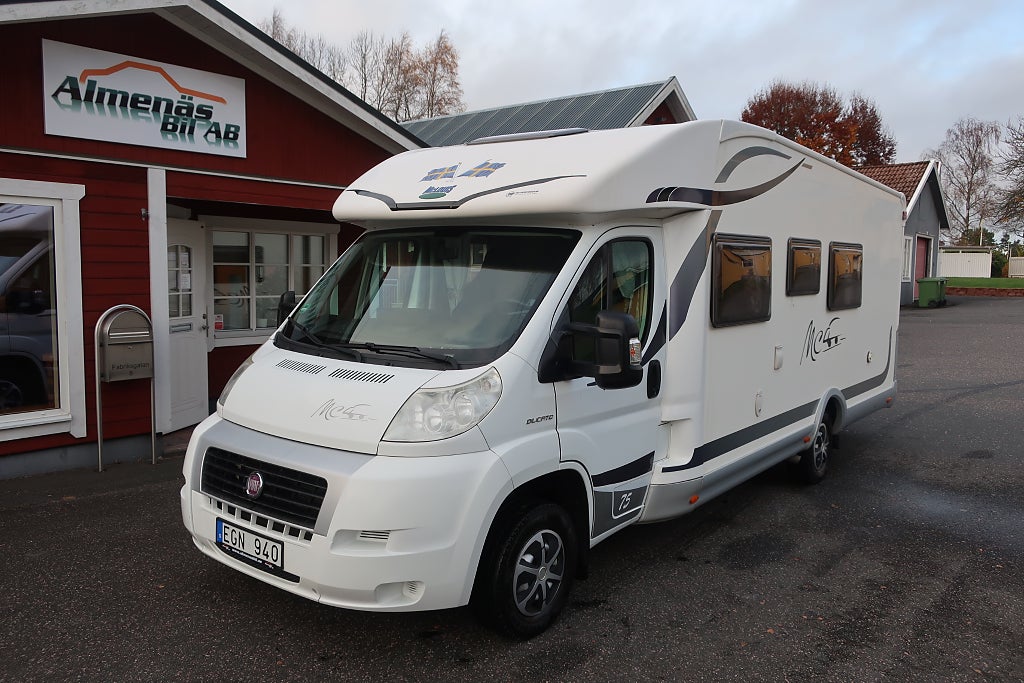 McLouis MC4-75  /FÖRVARING V-DÄCK/Långbädd/Badrum bak/Taksäng/Cykelställ