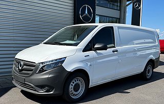 Transportbil - Skåp Mercedes-Benz eVito  1 av 16