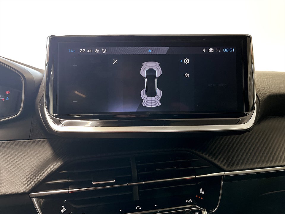 Bild på Peugeot 2008 Allure 1.2 PT 130hk CARPLAY P-SENSORER