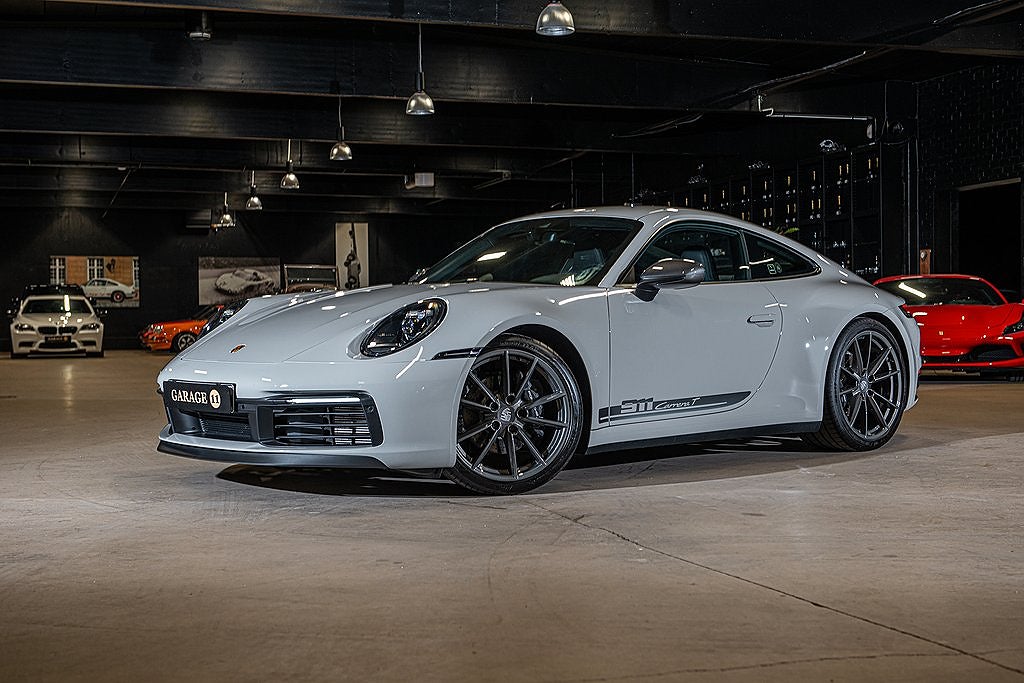 Porsche 911 992 .1 Carrera T / Manuell