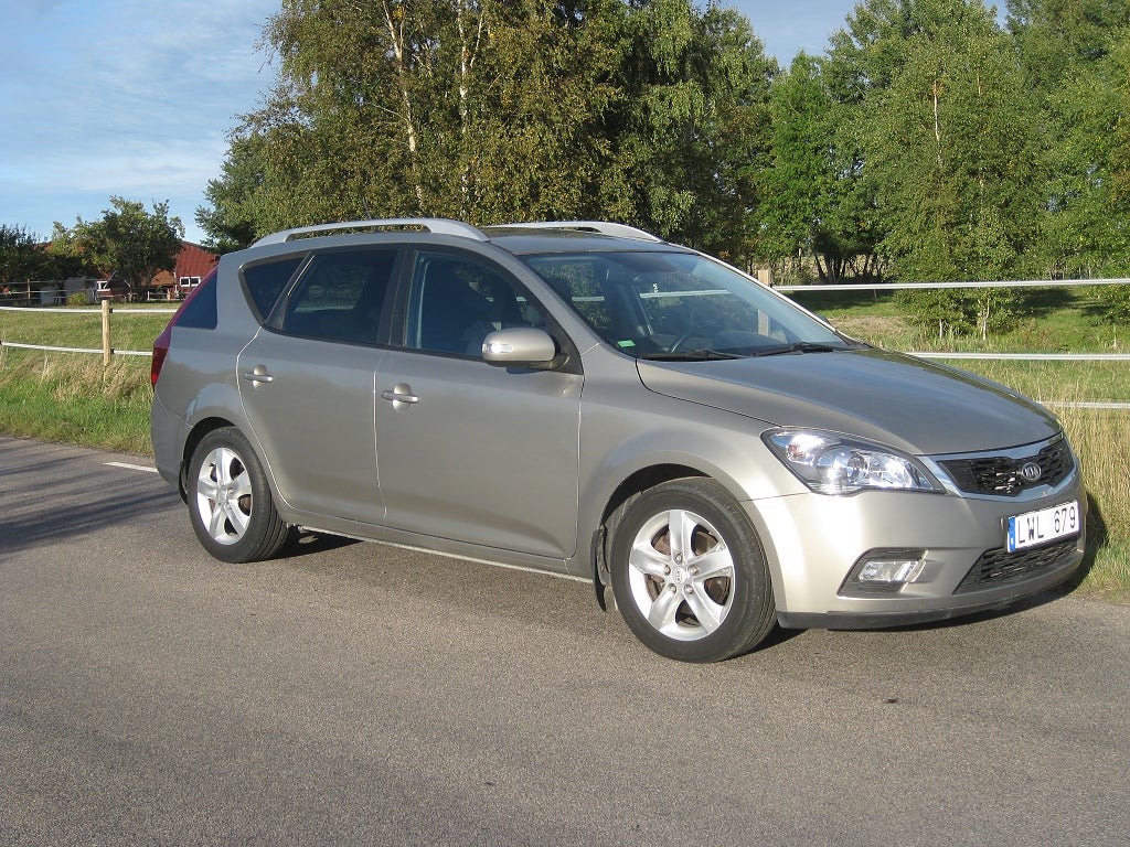 Kia Ceed cee'd_sw 1.6 CRDi ECO Euro 5 Nybes, Nyserv.