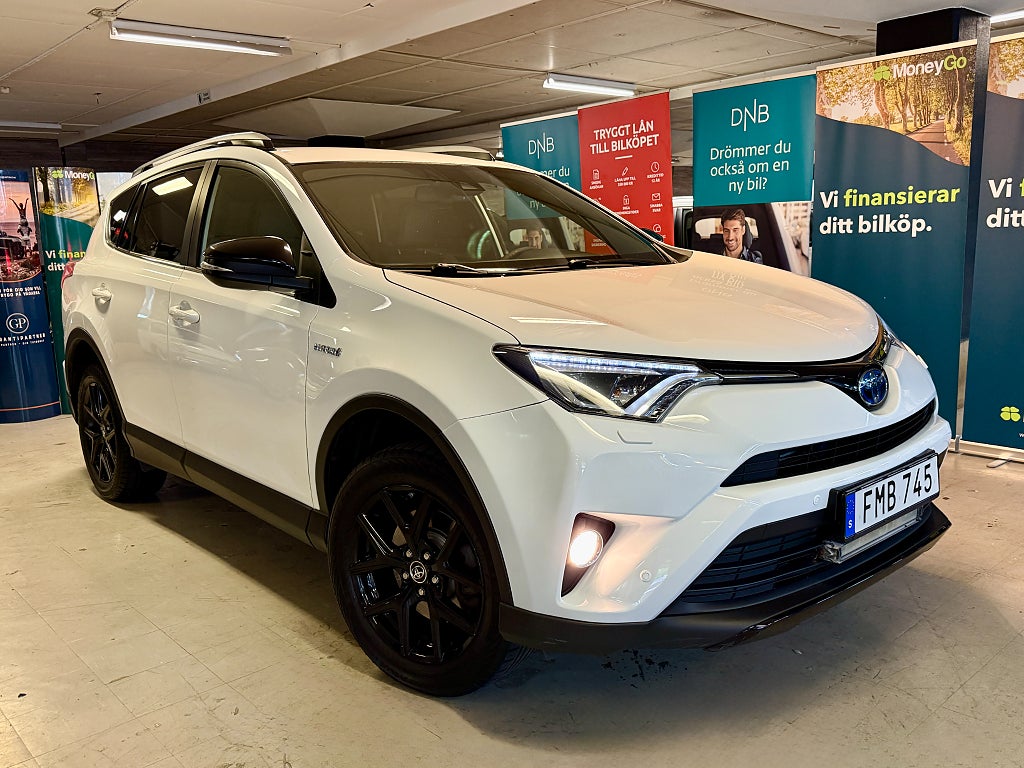 Toyota RAV4 Hybrid 2.5 (197hk) AWD*1100kr/mån*El&Bensin*