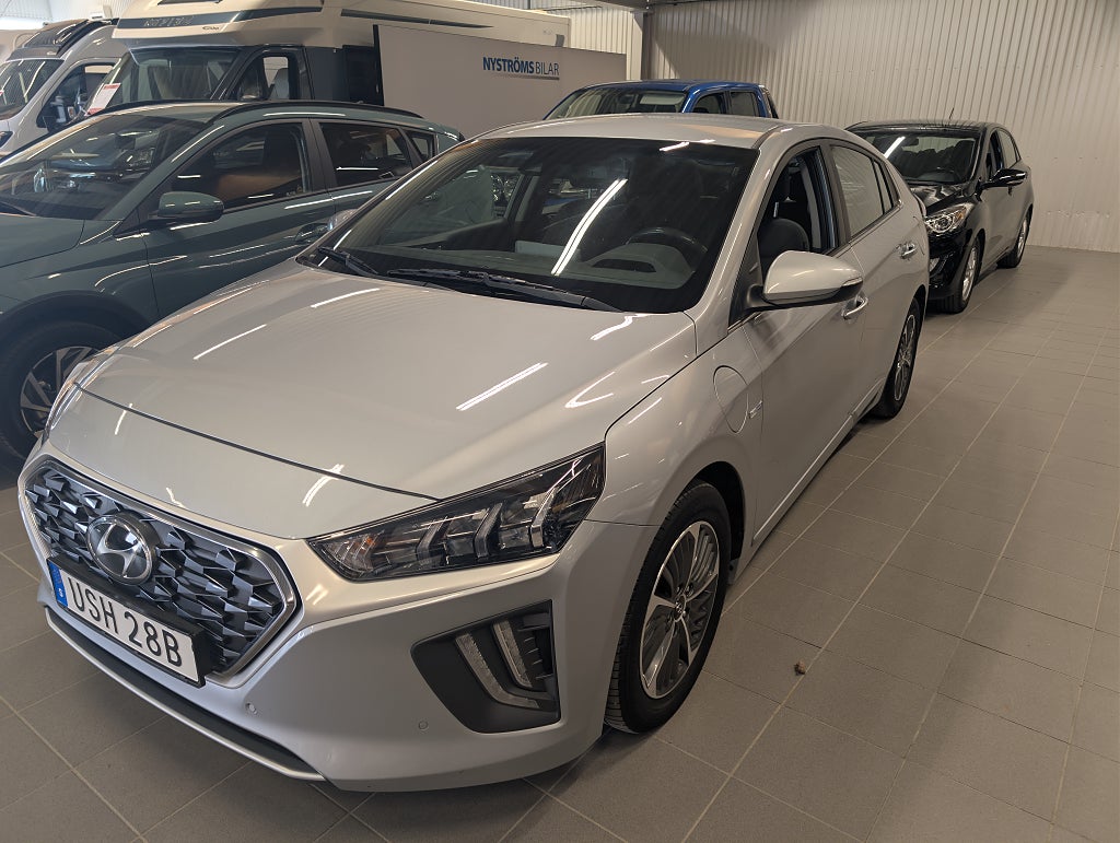 Hyundai IONIQ Plug-in 1.6 DCT Premium SoV thumbnail