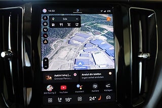 SUV Volvo XC60 16 av 26