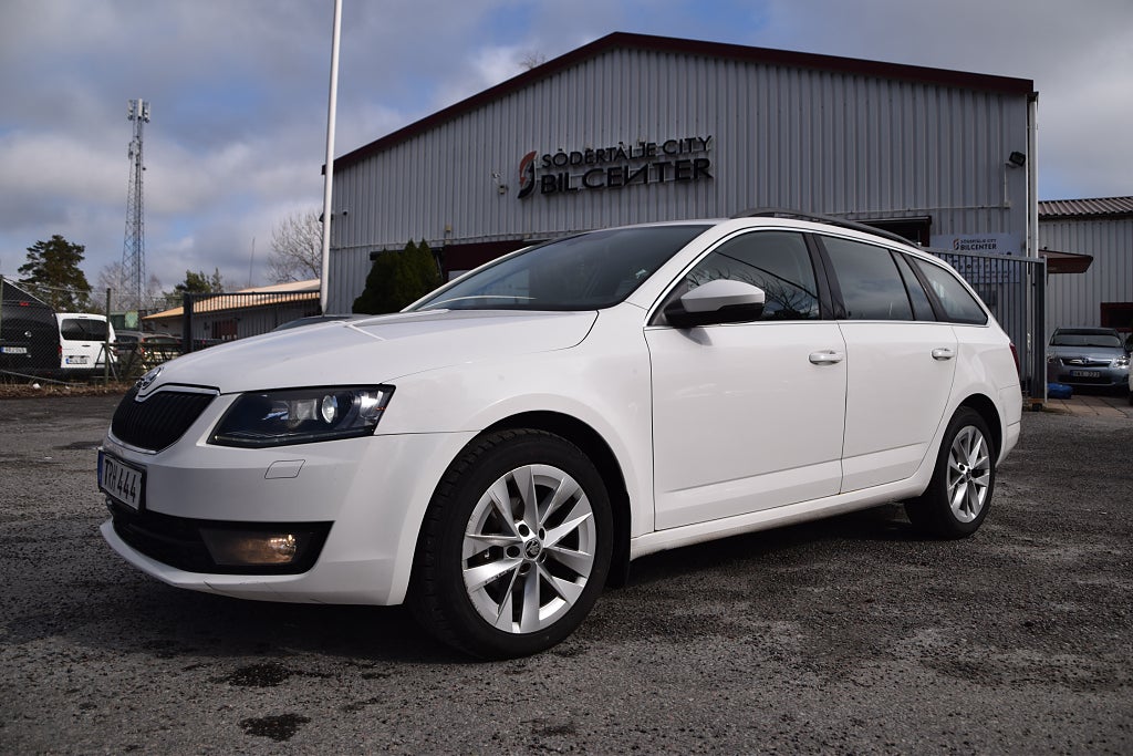 Skoda Octavia Kombi 1.6 TDI 4x4 Ambition, Plus Euro 5 D-Värmare 