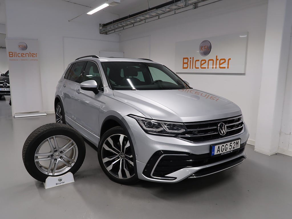Volkswagen Tiguan eHybrid 1.4 TSI R-Line V-Däck ingår Cockpit-Pano-Drag-K