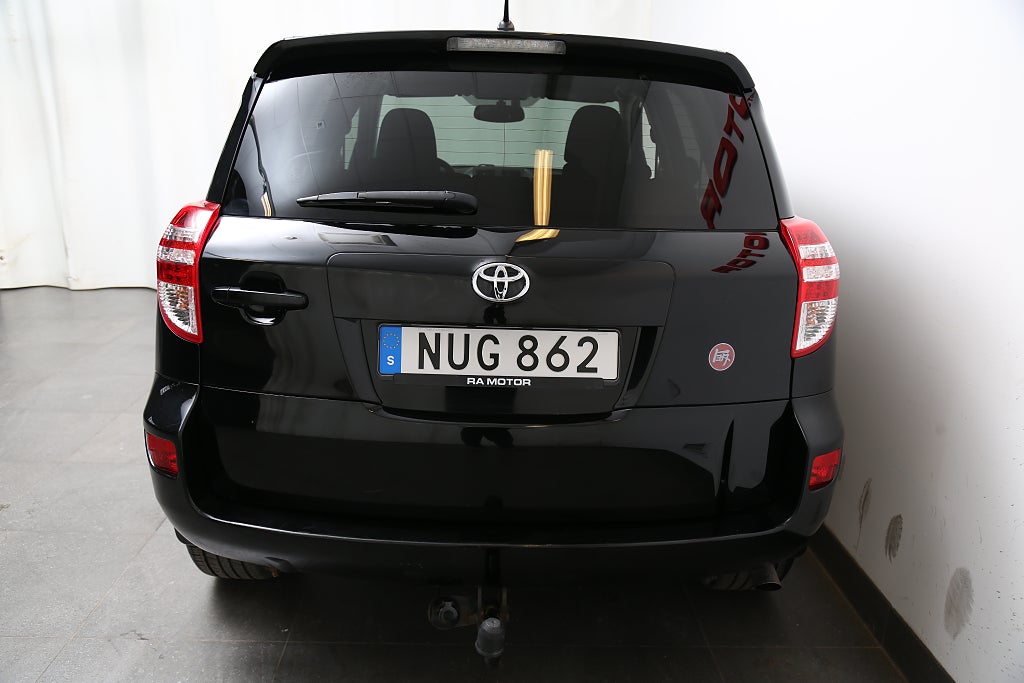 Toyota RAV4 2,0 VVT-i 158hk Business 4x4 Nybesikt Extraljus Drag 2012