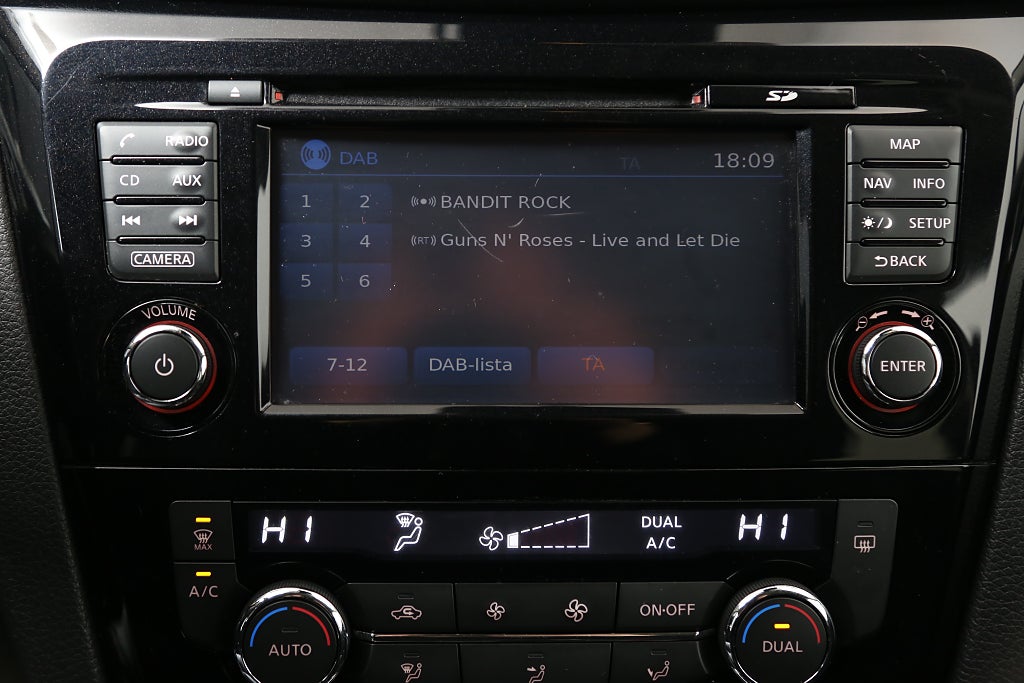 Nissan Qashqai 1,2 DIG-T XTRONIC-CVT Acenta Navi Kamera 1års Garanti