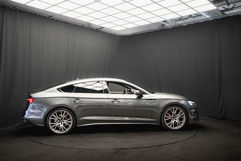 Audi A5 45 TFSI Q S-LINE COMPETITION+ 20'' B-VÄRM 360° MOMS