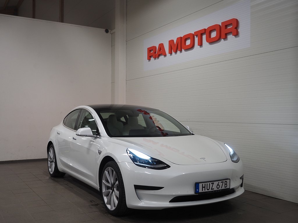 Tesla Model 3 Standard Range Plus | Stiletto 19" 2020