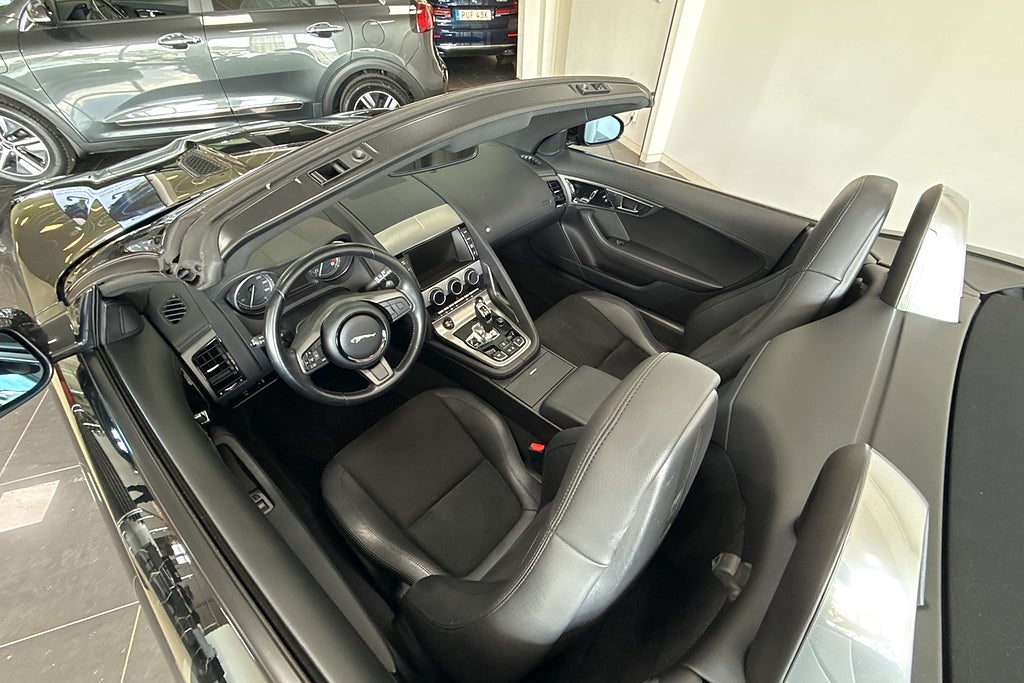 Jaguar F-Type 2014 - miniatyr 8