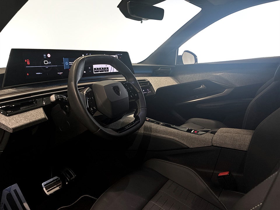 Bild på Peugeot 5008 GT Hybrid 145hk Aut 7-SITS B-KAMERA DRAG