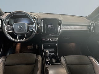 Volvo XC40 T4 AWD R-Design S&V-hjul/Drag/Kamera/Navi/Pvärm/ – bild 8