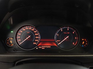 Kombi BMW 320 19 av 24