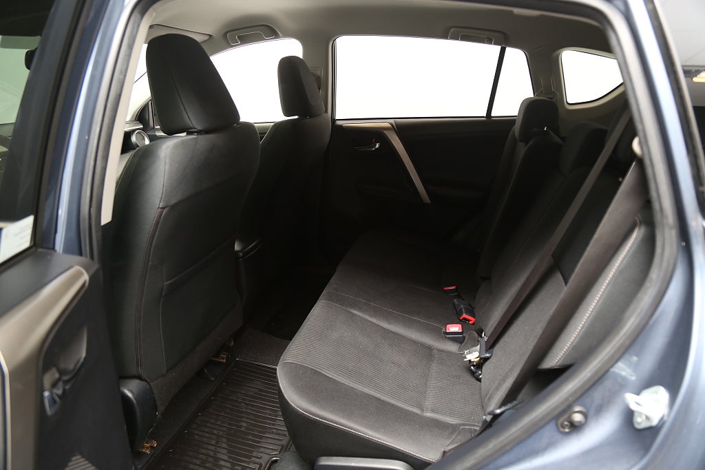 Toyota RAV4 2,0 Dual VVT-i Active Style AWD Aut Motorvärmare 2013