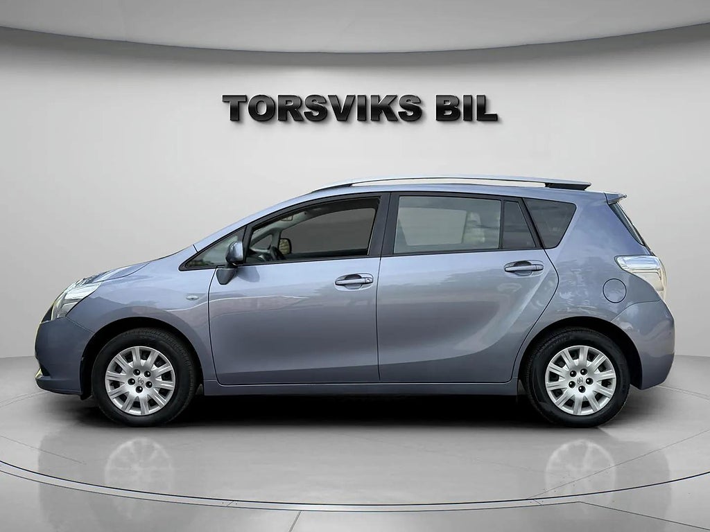 Toyota Verso 1.8 Valvematic 7 Sitsig Drag Ny besiktad - miniatyr 2