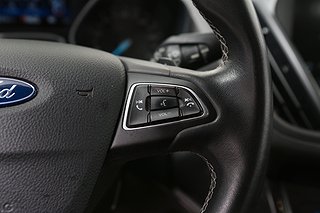 SUV Ford Kuga 16 av 25