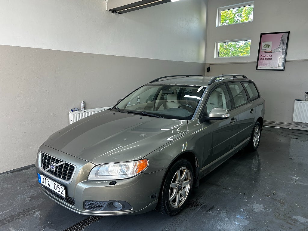 Volvo V70 2.0F Momentum Euro 4