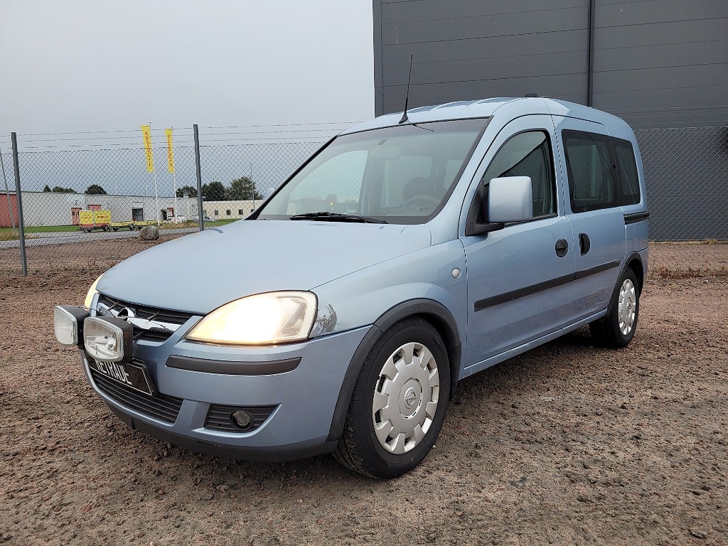 Opel Combo Tour 1.3 CDTI automat