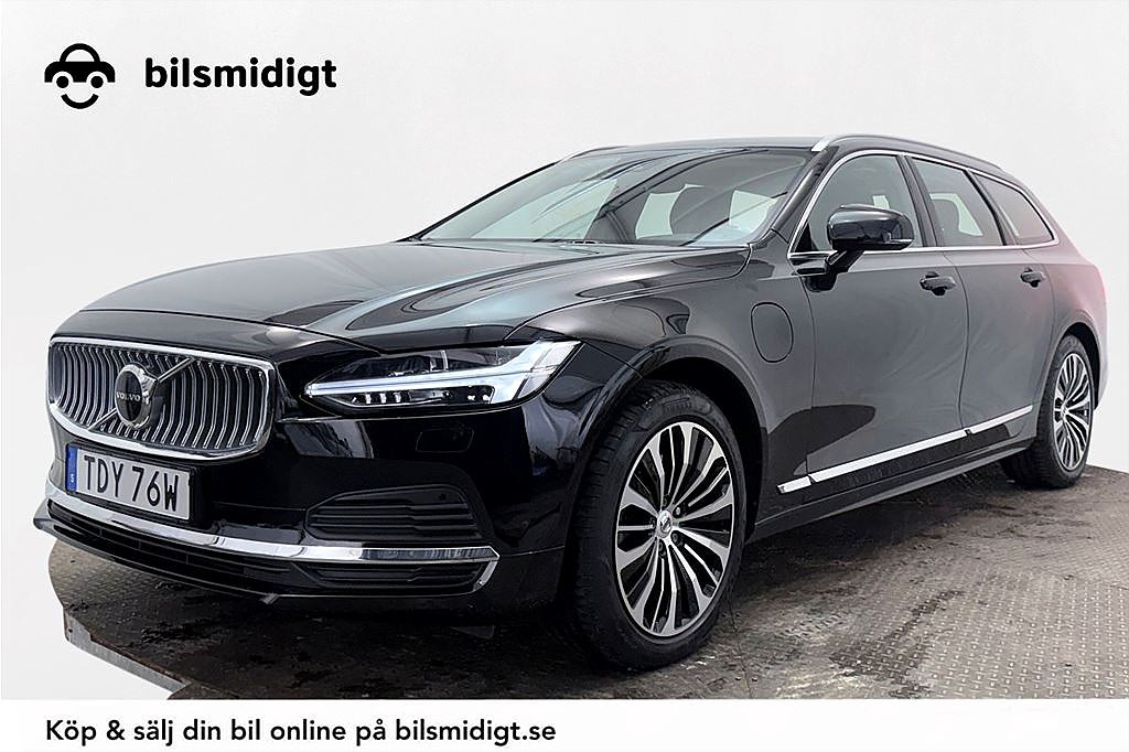 Volvo V90 Recharge T6 AWD Momentum Drag Läder Navi Kamera 350hk
