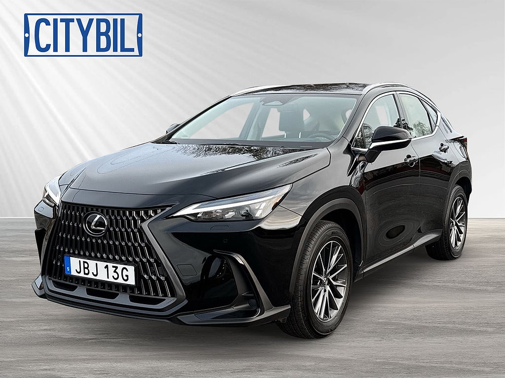 Lexus NX 350h Hybrid E-CVT Navi - Bkamera - ACC - Svensksåld - Moms - VAT