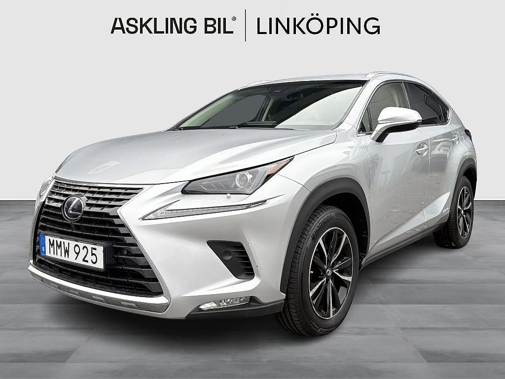Lexus NX300h 300h 2.5 AWD Executive V-hjul Drag Navi