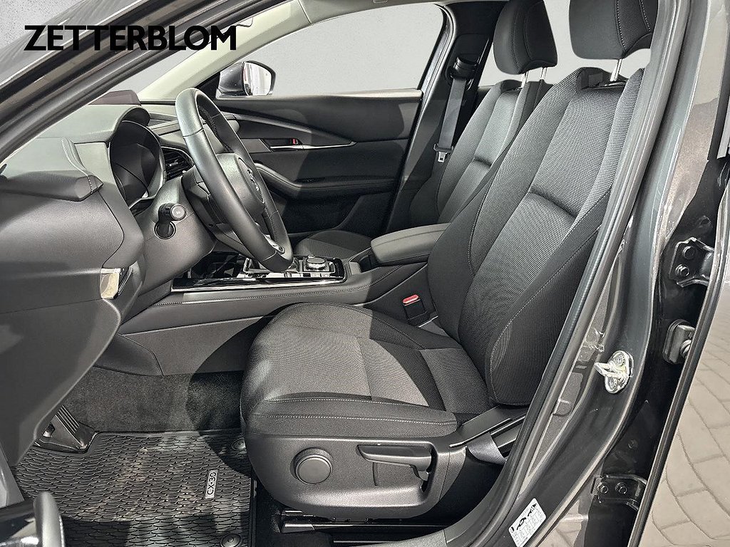 SUV Mazda CX-30 24 av 27