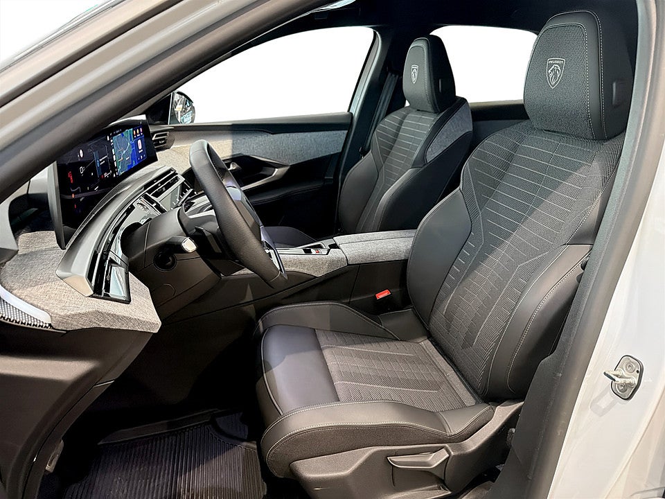 Bild på Peugeot 3008 GT Hybrid 145hk Aut B-KAMERA CARPLAY