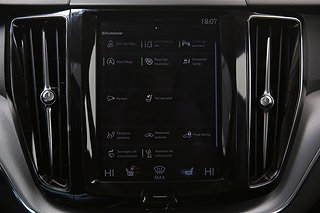 SUV Volvo XC60 19 av 28