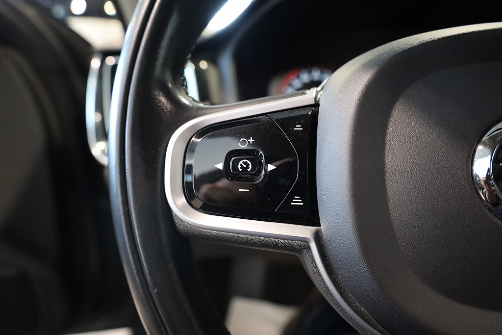 Volvo V60 Recharge T6 AWD AUT Inscription Drag VOC Keyless 2021