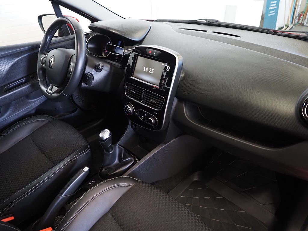 Renault Clio Sport Tourer 0.9 TCe 90hk Intens Navi Bass Reflex 2019