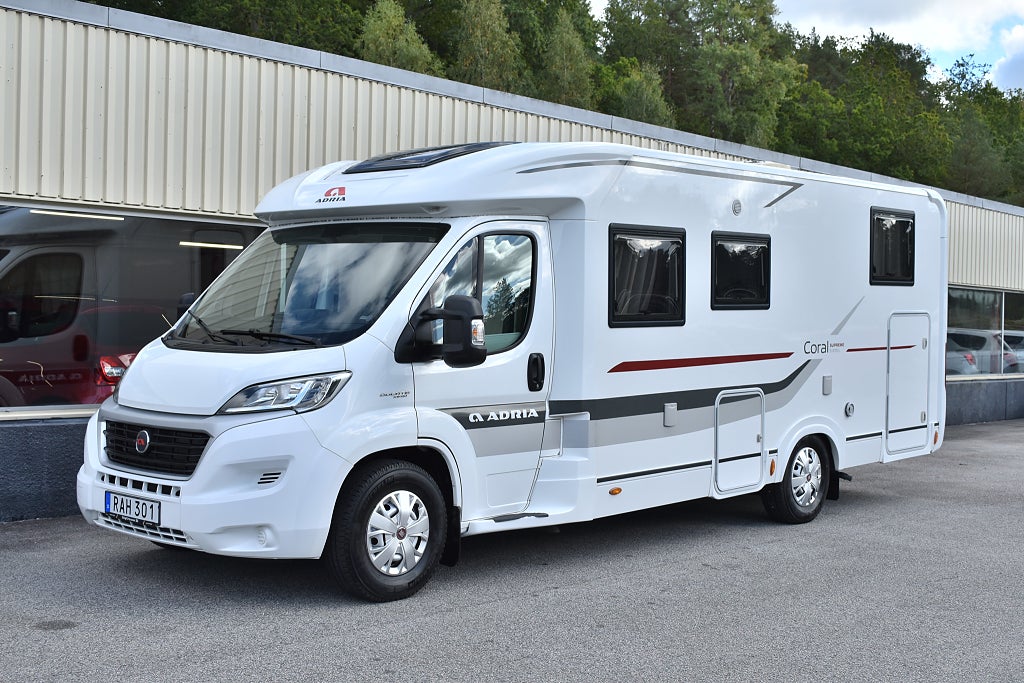 ADRIA MOBIL 670 SL SUPREME AUTOMAT 150HK