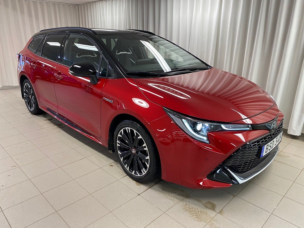 Toyota Corolla Touring Sports Hybrid e-CWT 122 hk GR-SPORT "LÅGA MIL"
