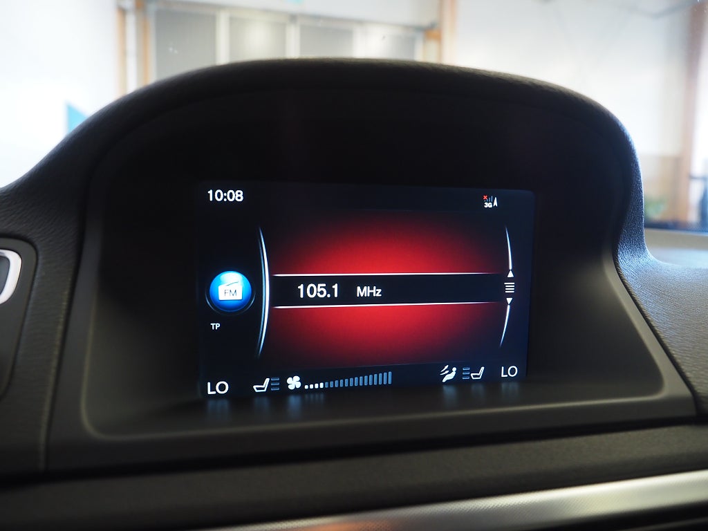 Volvo V70 D4 Geartronic 181hk Momentum | Drag | 2015