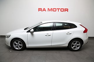 Halvkombi Volvo V40 2 av 23